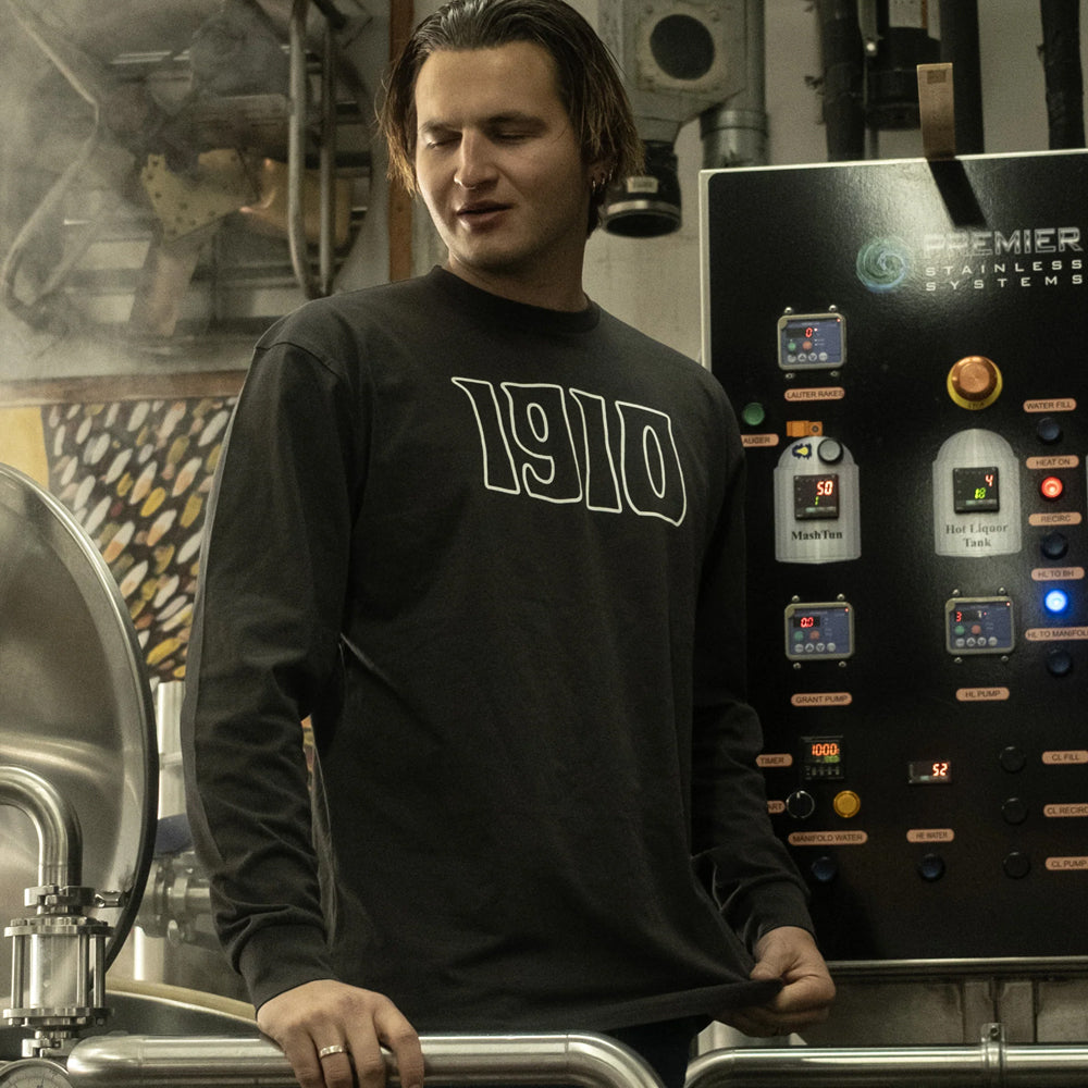 1910 Daybreak Long Sleeve Tee