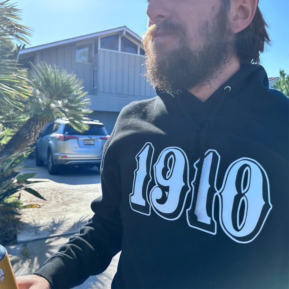 1910 OG Font Pullover Fleece Hood