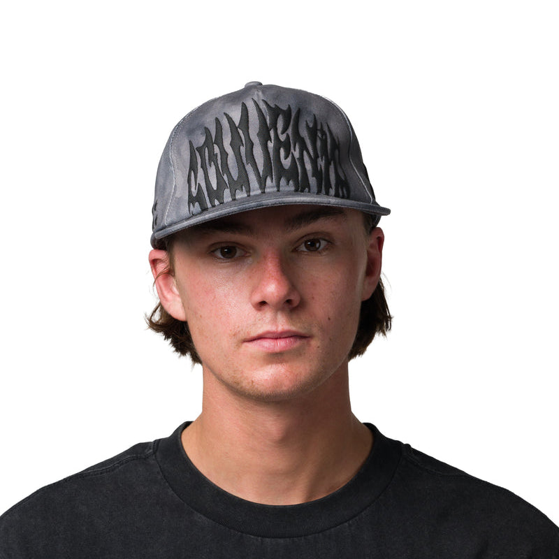 Casquette souvenir usée