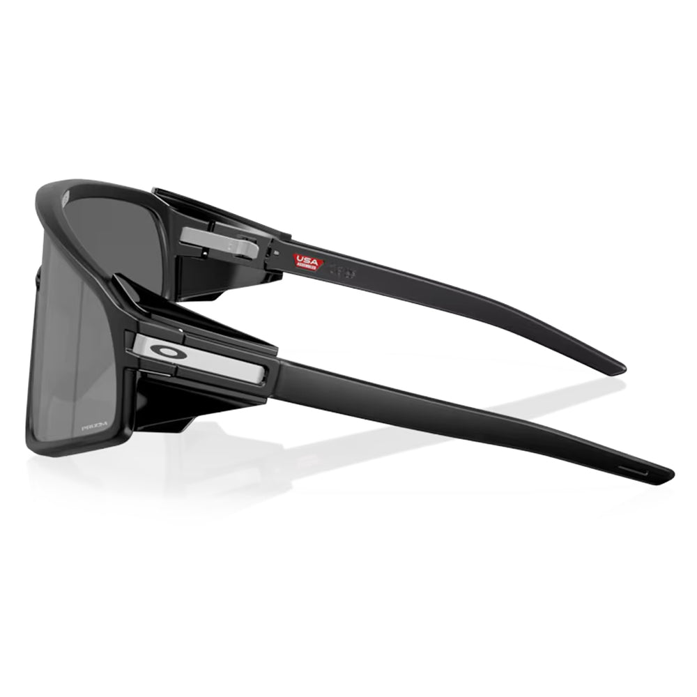 Oakley Latch Panel Sunglasses Matte Black with Prizm Black