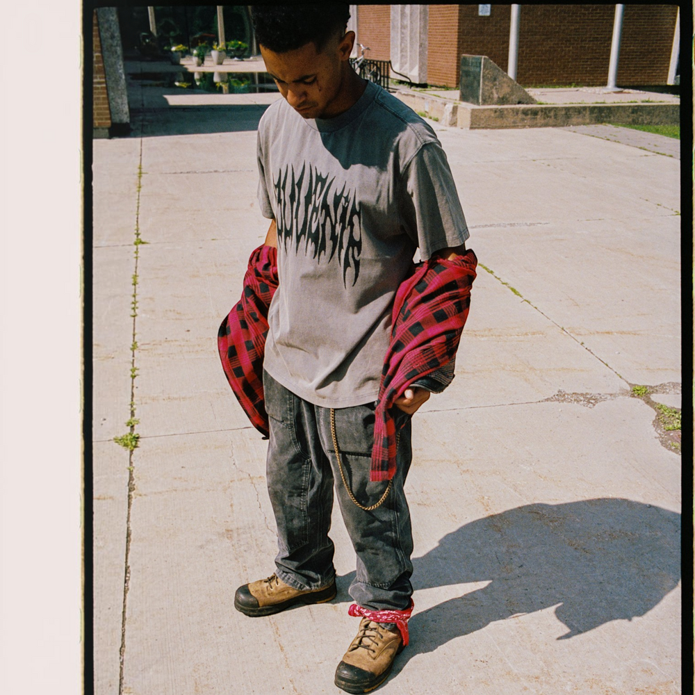 T-shirt souvenir sale