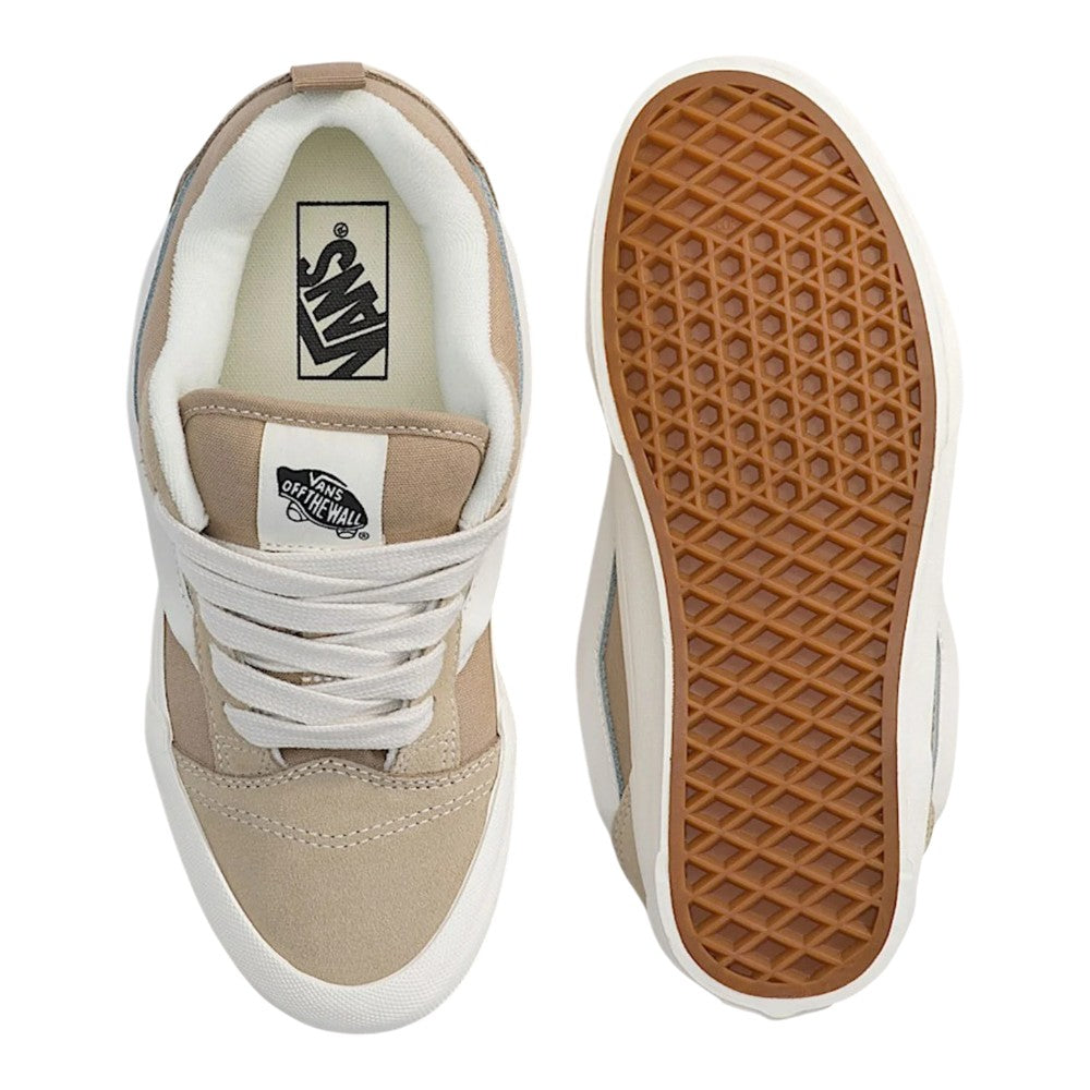 Chaussures Vans Knu Skool
